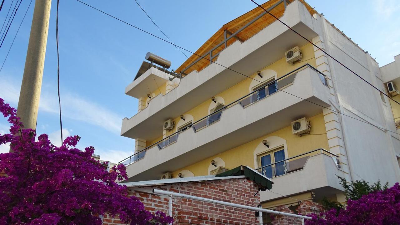 Hotel Arsenal Ksamil Kültér fotó