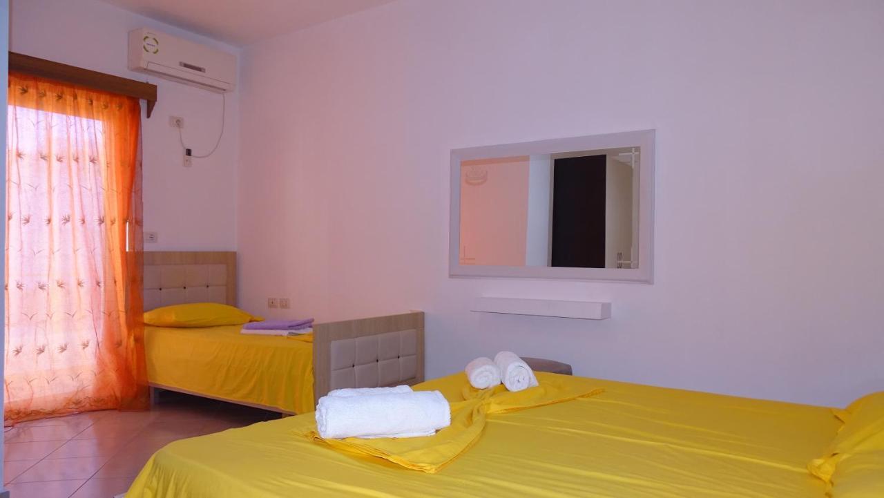 Hotel Arsenal Ksamil Kültér fotó
